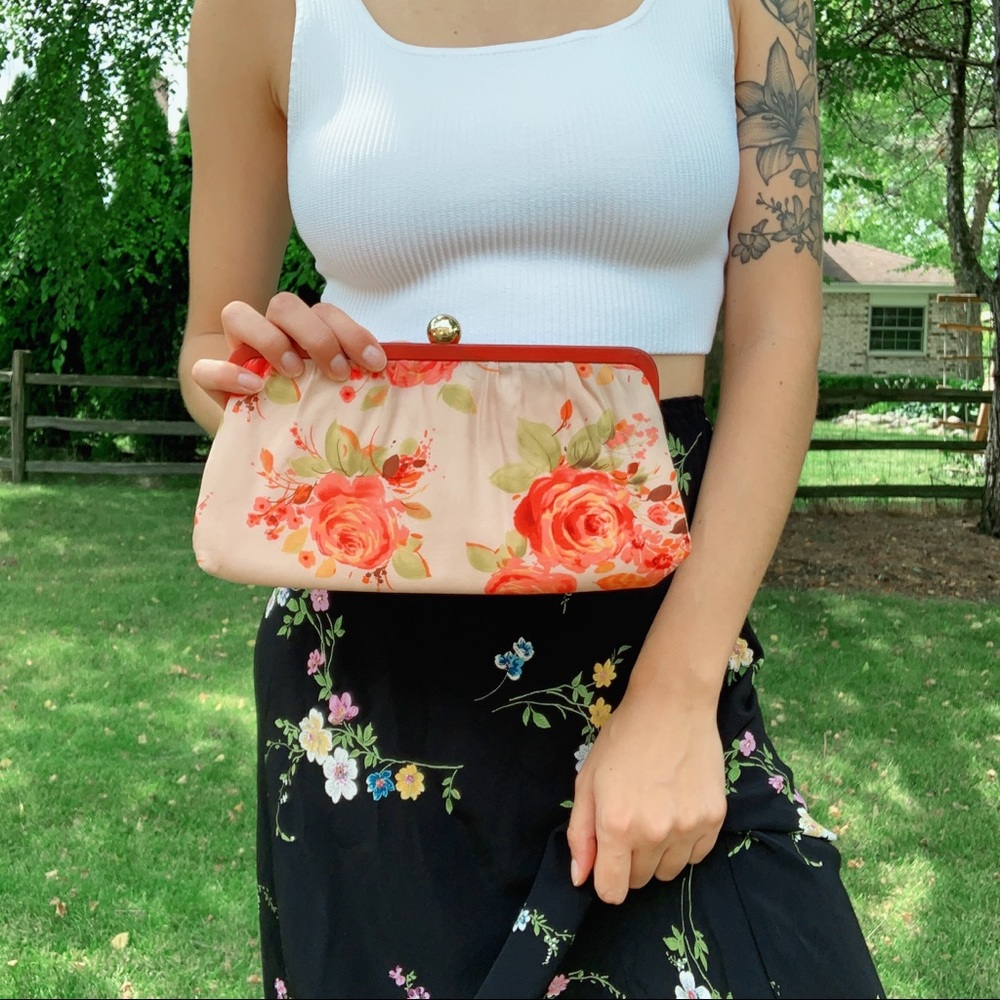 100% silk Banana Republic wallet